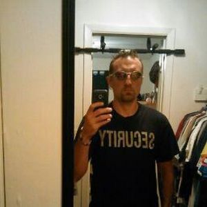 Meet your Posher, Johnnie